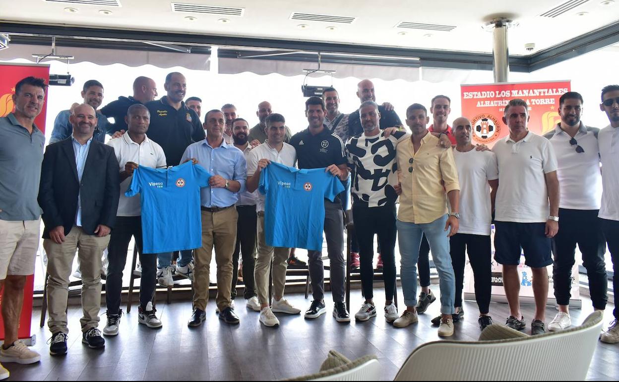 Leyendas de la selección española jugarán en Alhaurín de la Torre