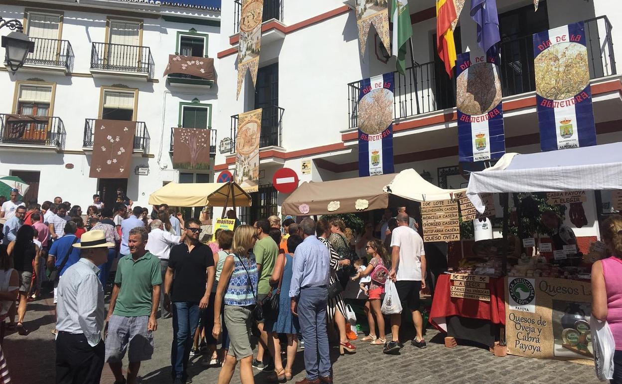 Día de la Almendra en Almogía.