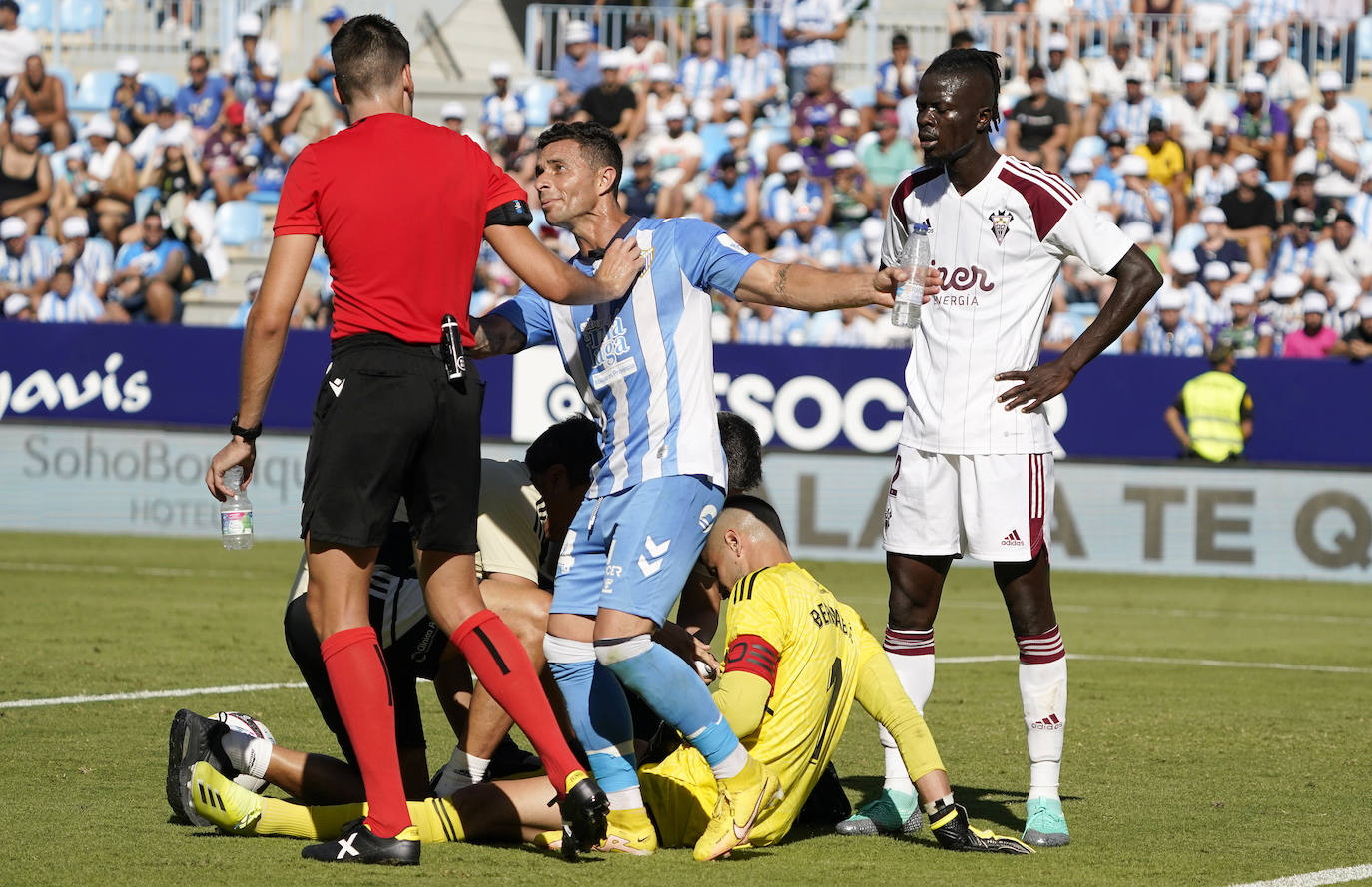 El Málaga pierde en casa con el Albacete (1-2).