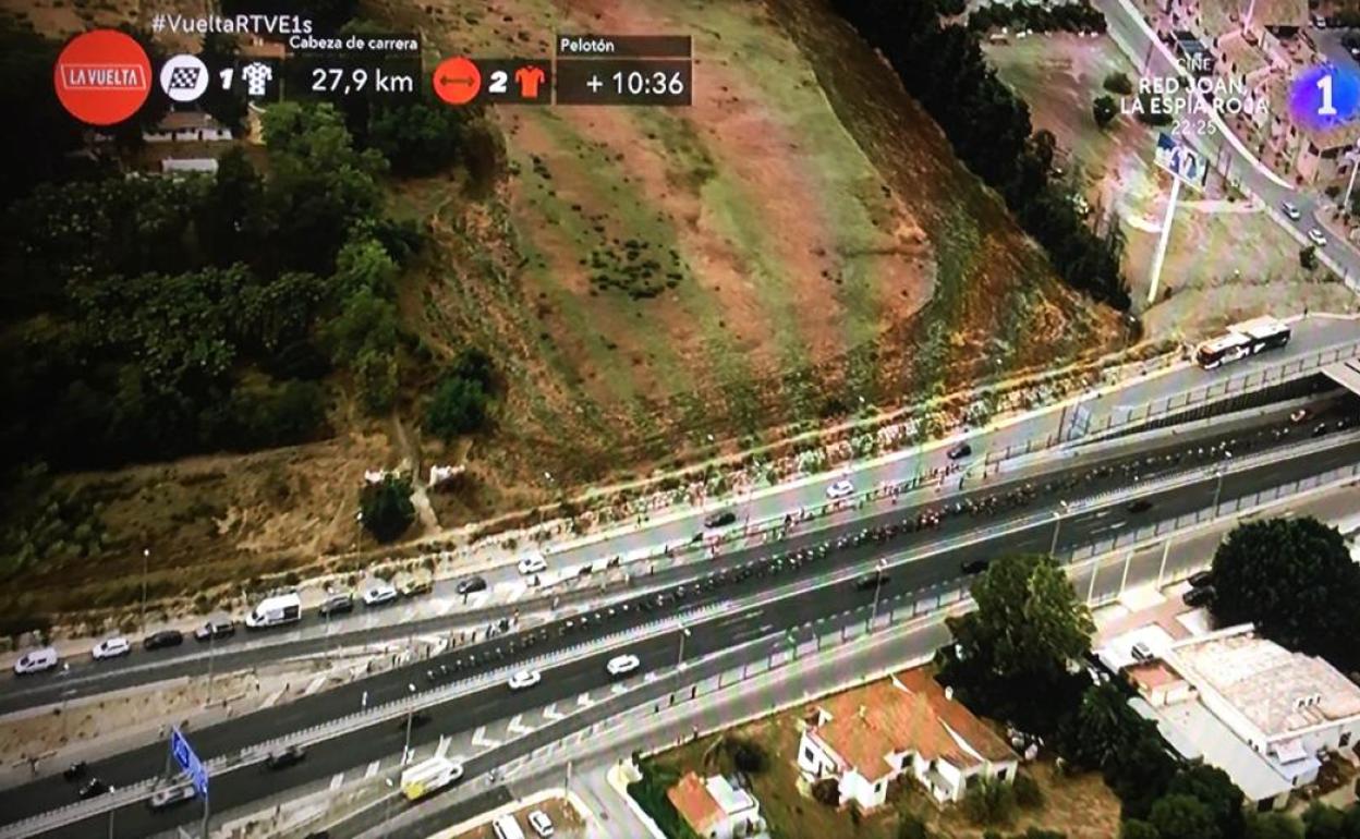 Salida del túnel de San Pedro en la retransmisión de TVE del pasado jueves. 