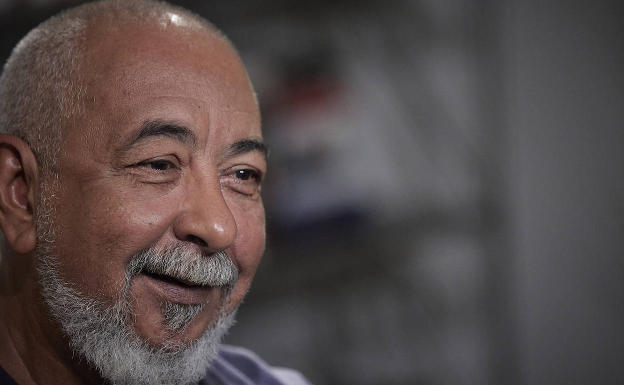 «Cuba está harta de que le roben el futuro», clama Leonardo Padura