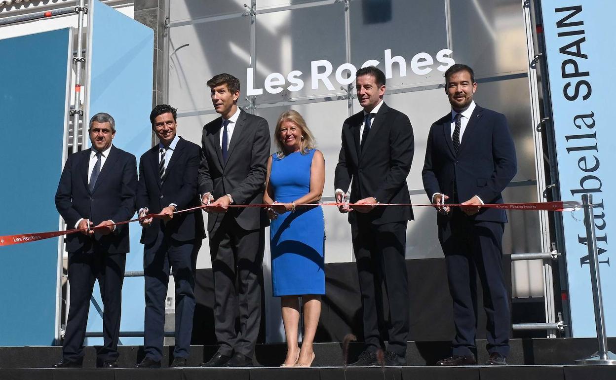 Inauguración del nuevo campus-residencia de Les Roches Marbella con Zurab Pololiskashvili, secretario general de la Organización Mundial de Turismo (OMT); Daniel Mazin, CEO de Dazia Capital, Benoit-Etienne Domenget, CEO de Sommet Education, Carlos Díez de la Lastra, CEO de Les Roches y Mano Soler, director de Les Roches Marbella. 