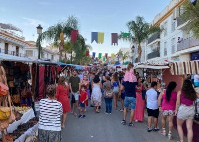 Imagen secundaria 1 - La Luna Mora de Guaro reunió a miles de visitantes en su edición vigésimo cuarta