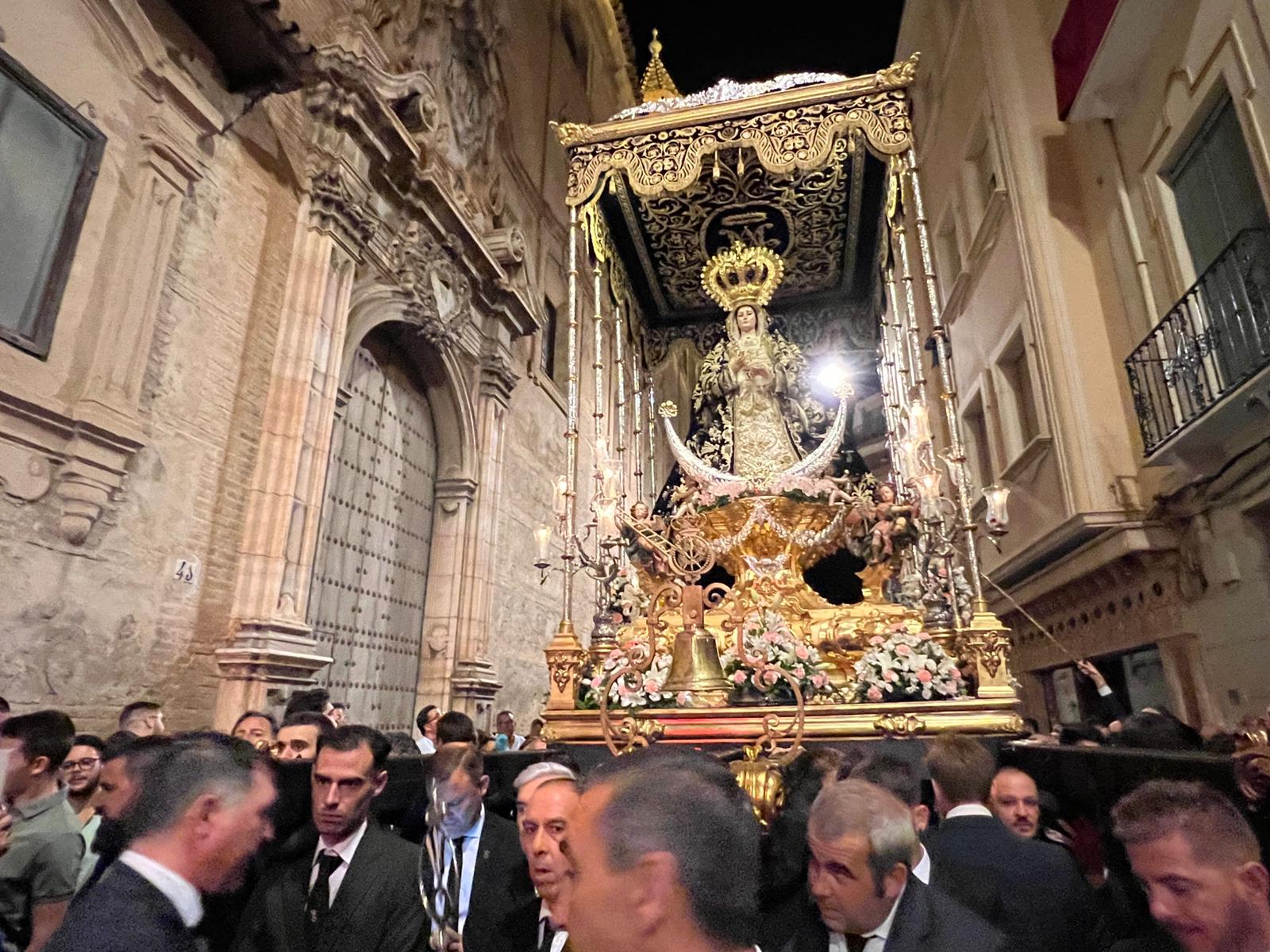 Fotos: Imágenes de la Magna de Antequera: quince imágenes y nueve horas y media en la calle