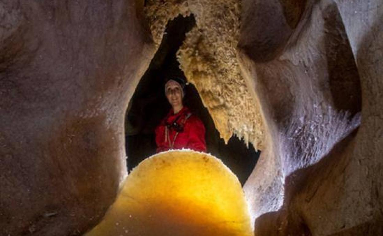 La protección de la Cueva de la Araña llega al Congreso