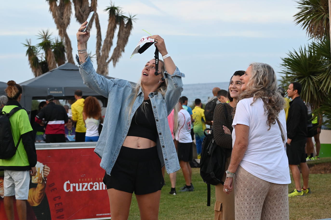 El excampeón europeo de 1.500 Reyes Estévez llegó a un segundo del ganador, tras un duelo apasionante, mientras que la ganadora femenina se impuso a su madre. 