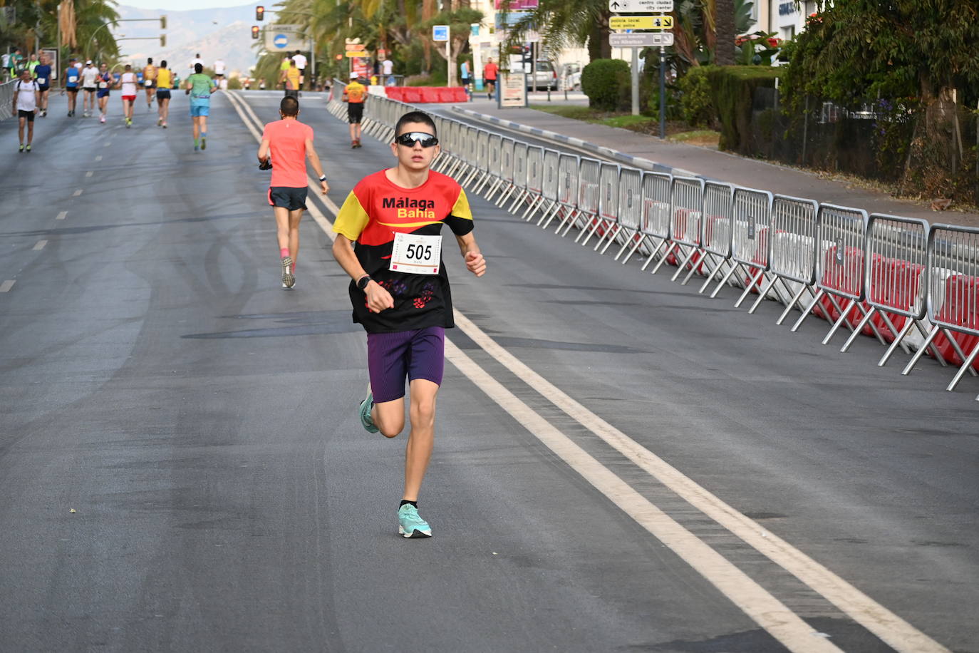 El excampeón europeo de 1.500 Reyes Estévez llegó a un segundo del ganador, tras un duelo apasionante, mientras que la ganadora femenina se impuso a su madre. 