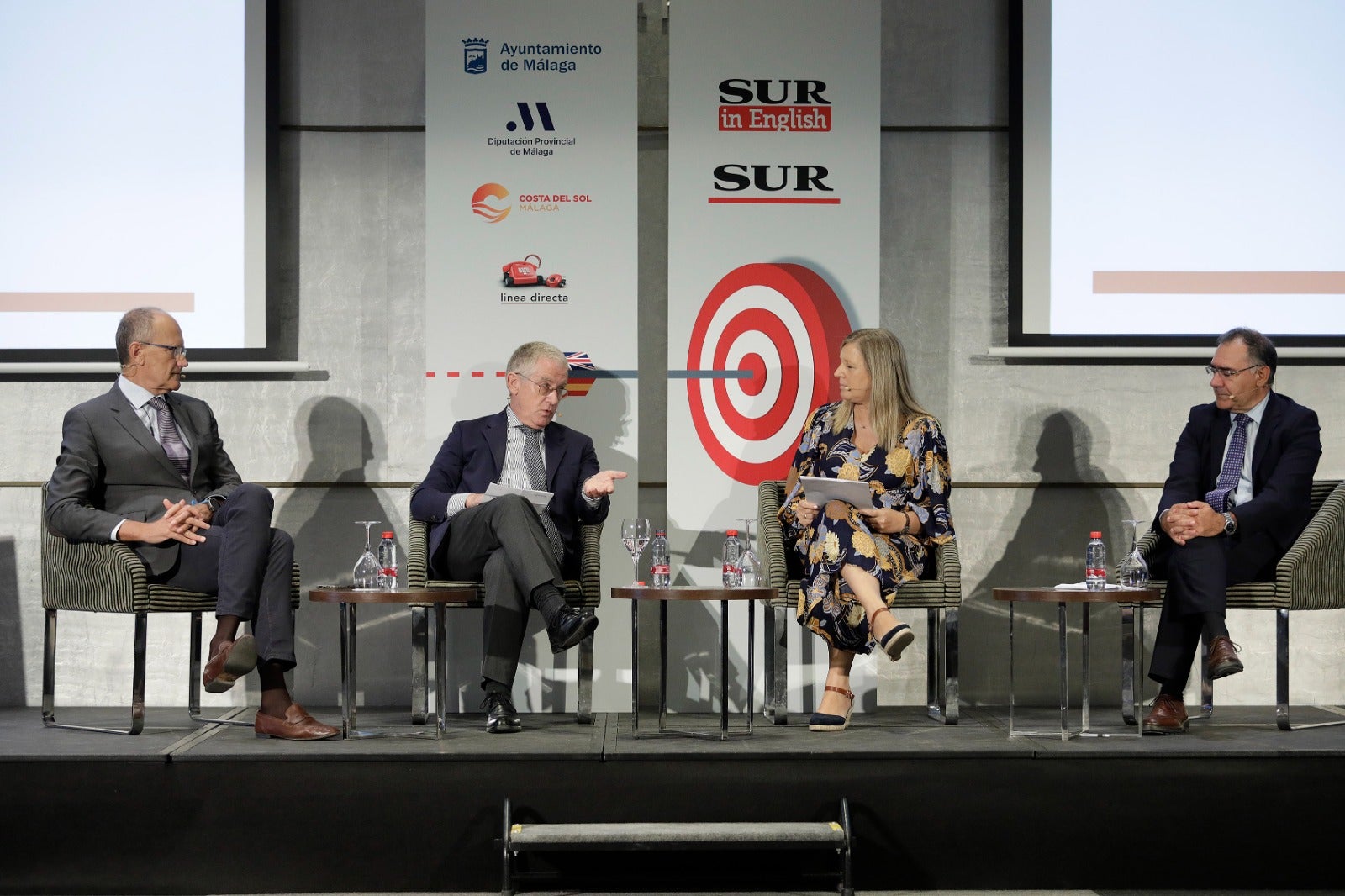 Diferentes expertos en economía, turismo o comercio debaten en diferentes ponencias, en el Hotel Barceló de Málaga