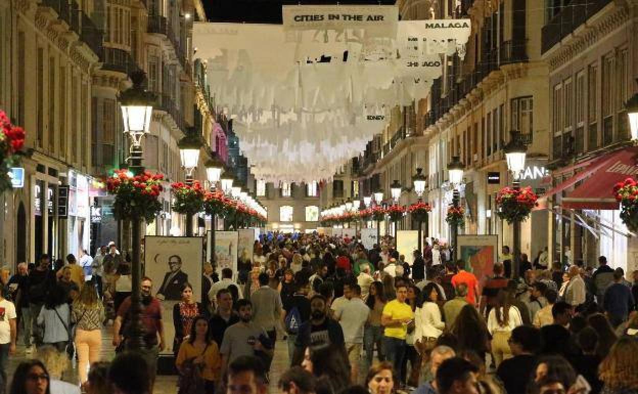 Málaga vuelve a pasar hoy la Noche en Blanco