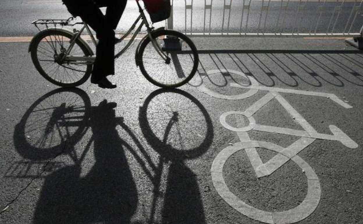 Málaga adjudica el diseño de cuatro nuevos carriles bici