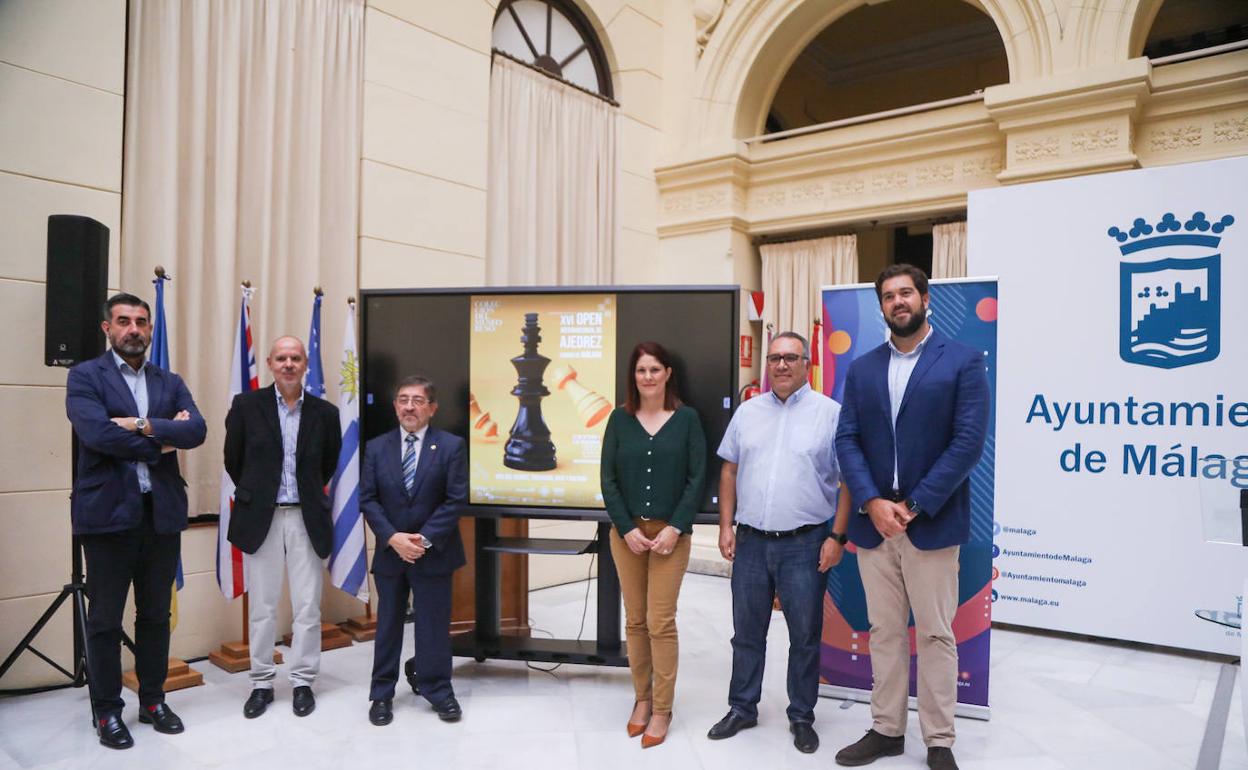 Organizadores de la cita, en la presentación del XVI Open Ciudad de Málaga. 