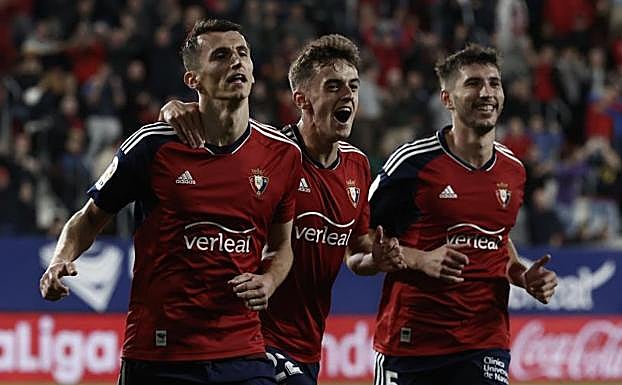 Budimir impulsa a Osasuna y mete en problemas al Espanyol