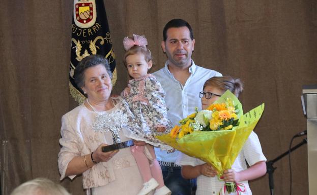 Rosario Mena y su familia. 