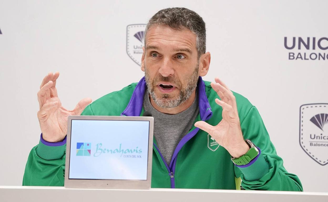 El entrenador del Unicaja, Ibon Navarro. 