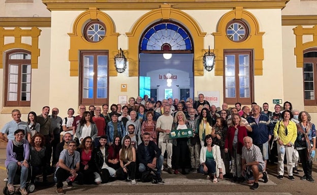 Asistentes a la asamblea, celebrada en La Térmica.