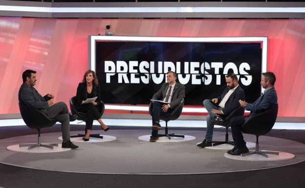 Guzmán Ahumada, Patricia Rueda, Ignacio López, Mario Cortés y Guillermo Díaz, en el debate de 'La Alameda'. 