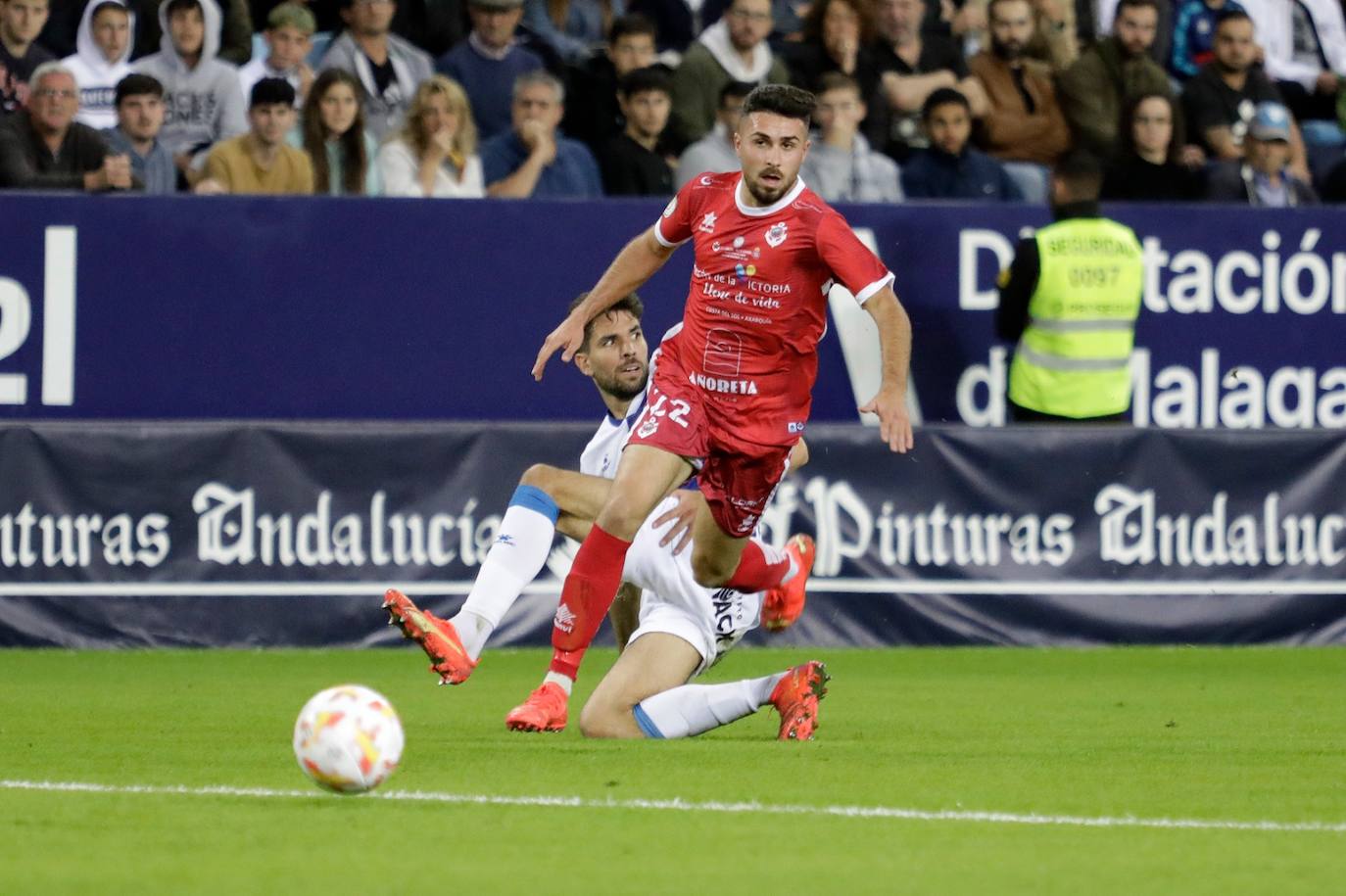 El Rincón cae en copa ante el Espanyol (0-3). 