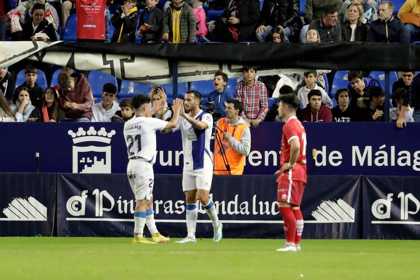 El Rincón cae en copa ante el Espanyol (0-3). 