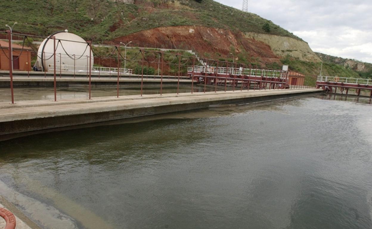 Depuradora de aguas residuales del Peñón del Cuervo, en Málaga capital. 