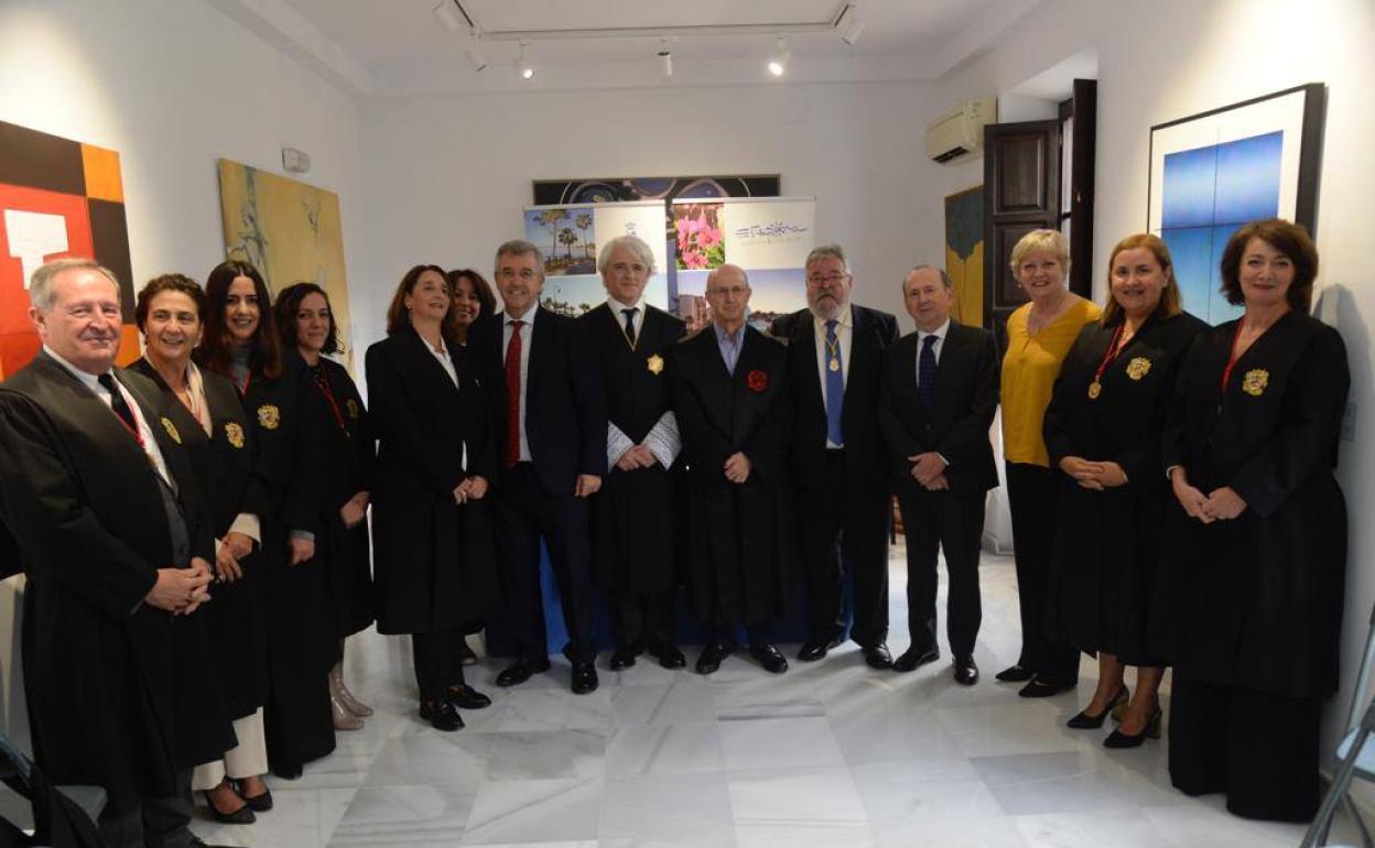 Jorge Moro recibe la Medalla de Honor de la Abogacía de Málaga