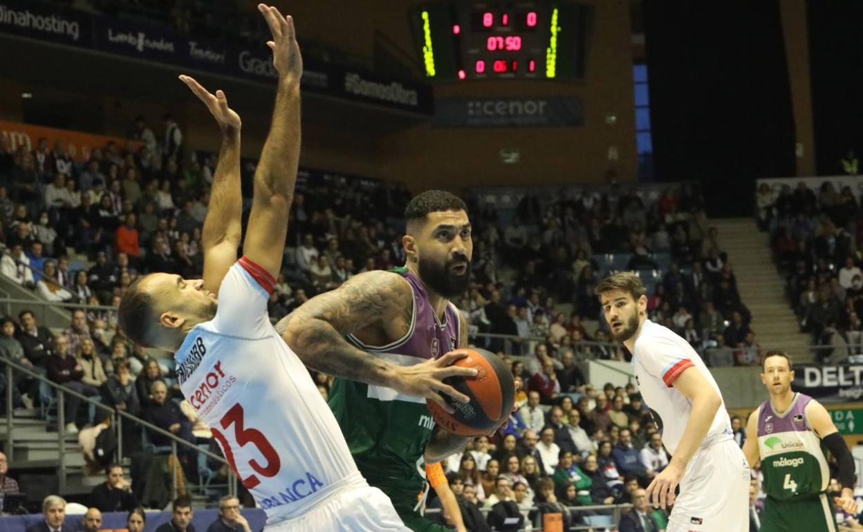 El Unicaja continúa con su escalada en la Liga Endesa