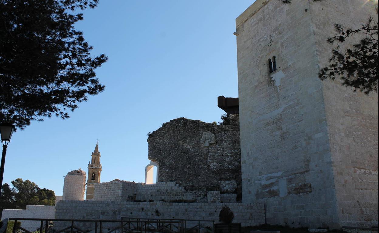 La Torre del Homenaje es una de las construcciones más notables del cerro de San Cristóbal. 