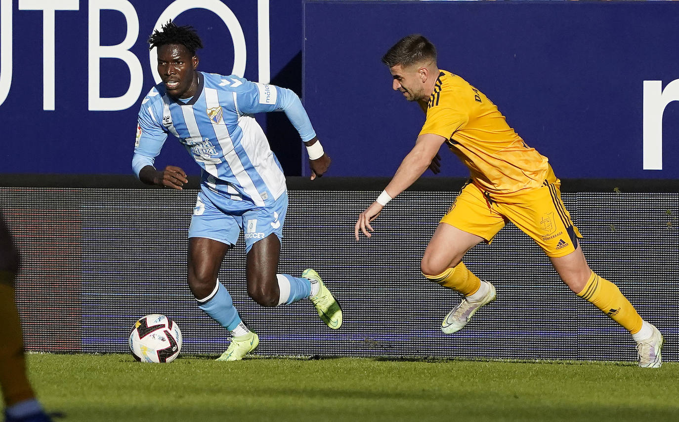 Un gol en propia meta de la Ponferradina bastó para vencer en un partido en el que el equipo mostró más energía y sentido colectivo en la última media hora