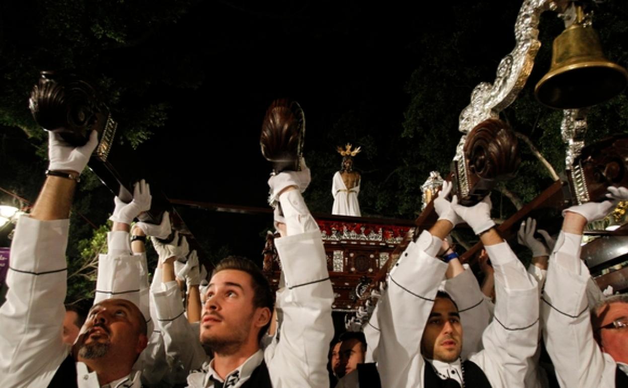 Jesús de la Humillación, a pulso, en su salida procesional del Martes Santo.