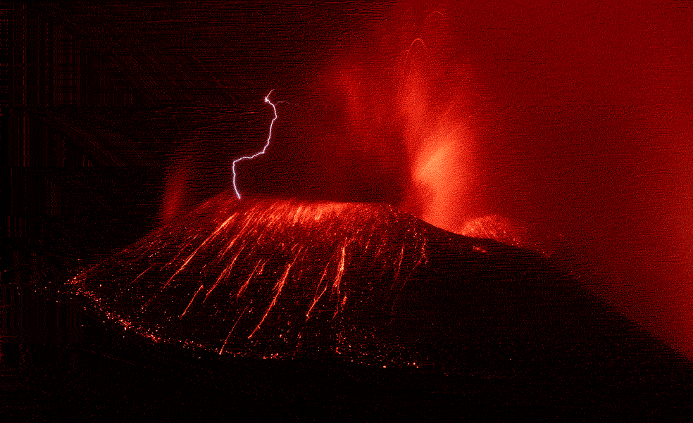 El volcán de La Palma, en las cuatro estaciones de su primer año: otoño, invierno, primavera, verano