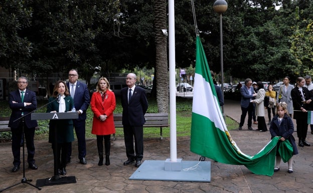 Imagen principal - Un chute de autoestima blanca y verde