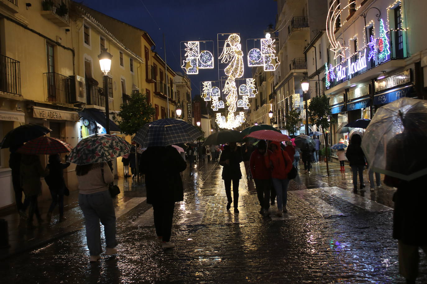 El Ayuntamiento destina casi 117.000 euros a su instalación y vuelve a apostar por puntos selfies en la plaza de España y Blas Infante