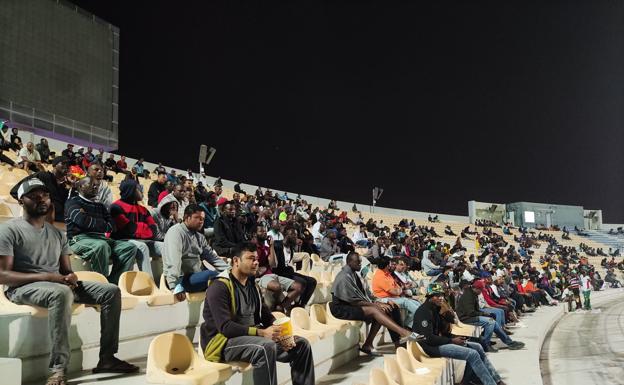 Grada del estadio de críquet. 