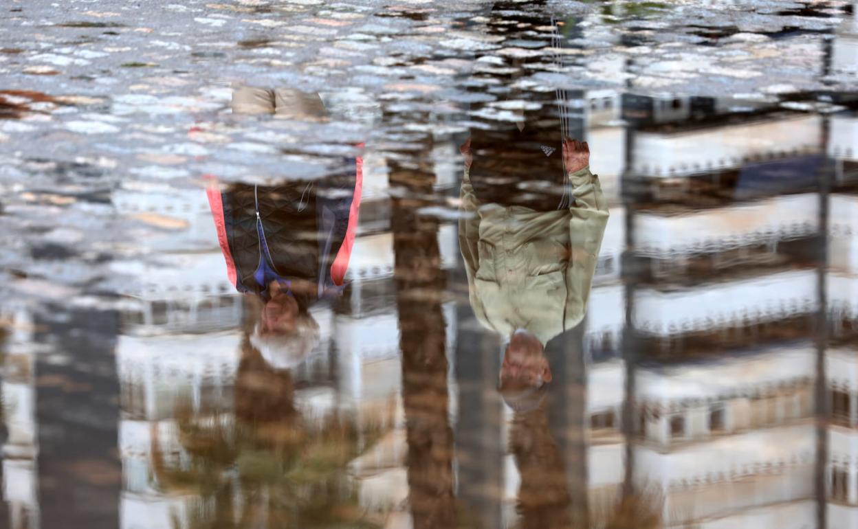 Las lluvias serán la tónica durante el domingo. SALVADOR SALAS