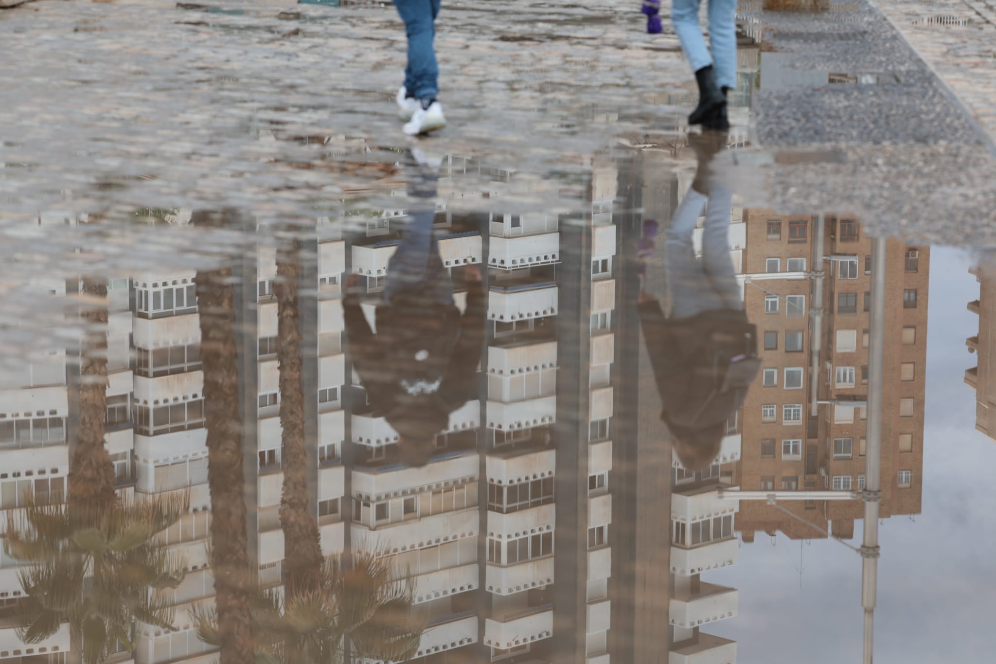 Aemet mantiene este viernes aviso por fuertes lluvias en la provincia