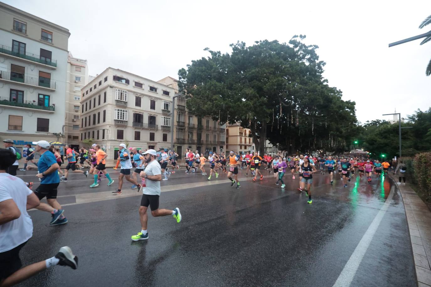 Barnaba Kipkoech gana la XII edición. Con un registro de 2h.08:19, se quedó a 39 segundos de la plusmarca de la prueba