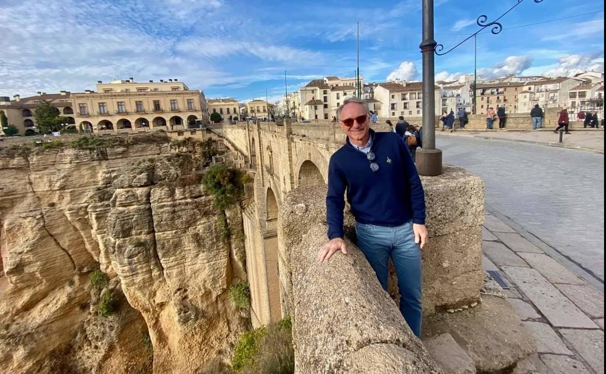 Dan Brown se pasea por Ronda