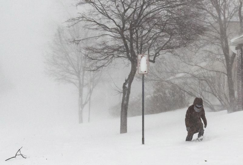 La tormenta es histórica en Buffalo donde la nieve ha golpeado con gran intensidad