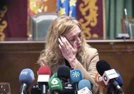 La alcaldesa de Maracena (Granada), Berta Linares (PSOE), durante la rueda de prensa ofrecida este miércoles.