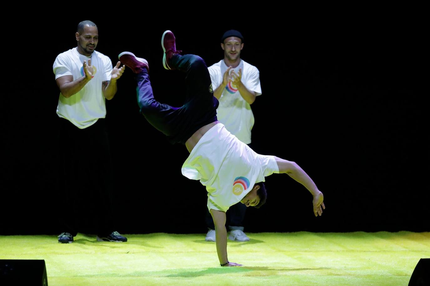 El Teatro del Soho acoge la gala para presentar los proyectos beneficiarios de la cuarta edición del festival, que este año se centra en trabajos enfocados en la salud mental