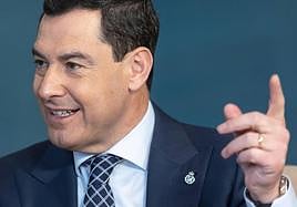 Juanma Moreno, durante la entrevista en 'La Alameda'.