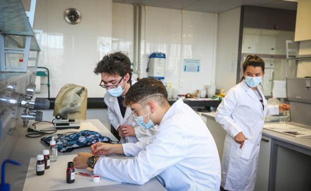 Más de 260 pacientes de Andalucía se han beneficiado del impulso a las terapias avanzadas desde 2019