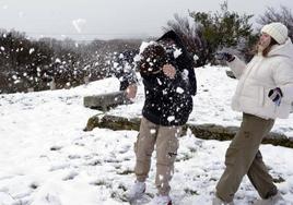 La nieve se está dejando ver este fin de semana en distintos puntos del país.