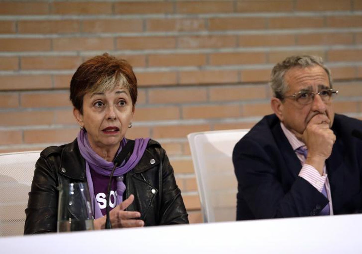 Isabel Jiménez, vicerrectora de Igualdad, Diversidad y Acción Social, con el rector de la UMA, José Ángel Narváez.