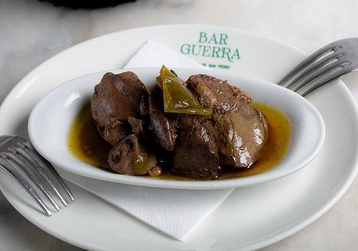 Tapa de los higaditos de pollo que se sirven en el Bar Guerra.