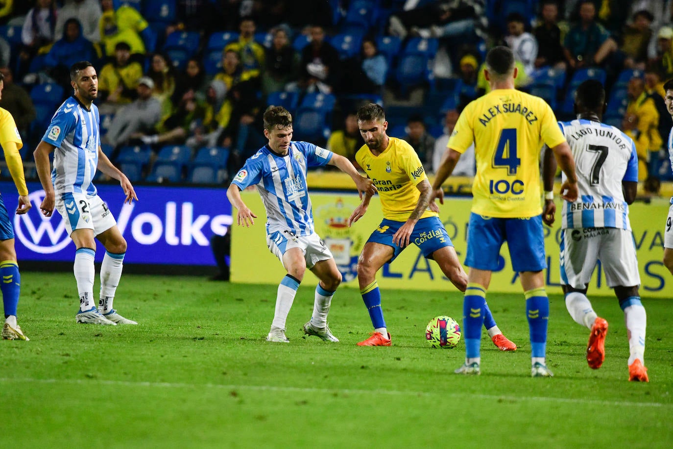 El Málaga logra el empate en Las Palmas en el último suspiro