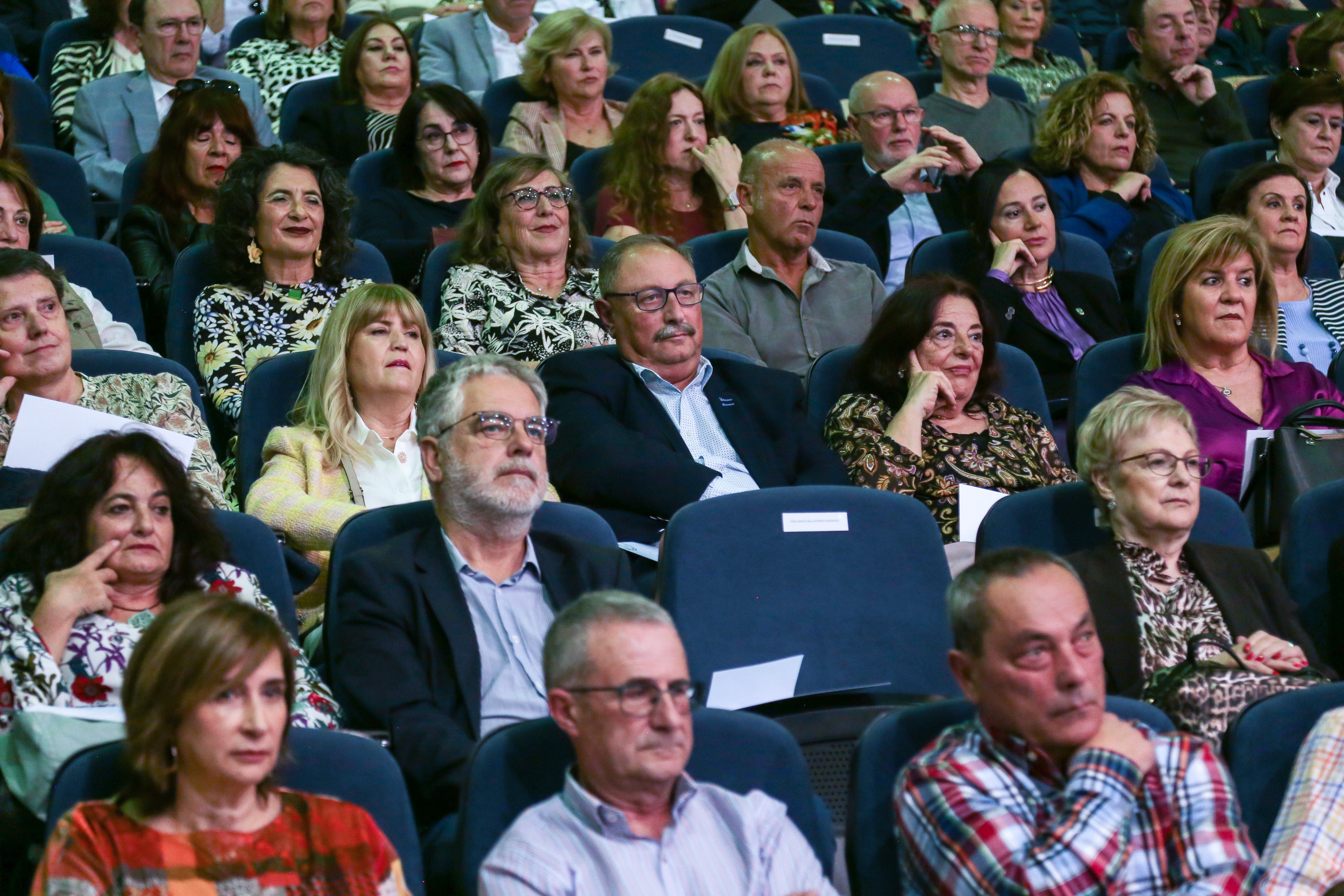 La Delegación de Desarrollo Educativo rinde homenaje a los 513 maestros y profesores jubilados durante el pasado año