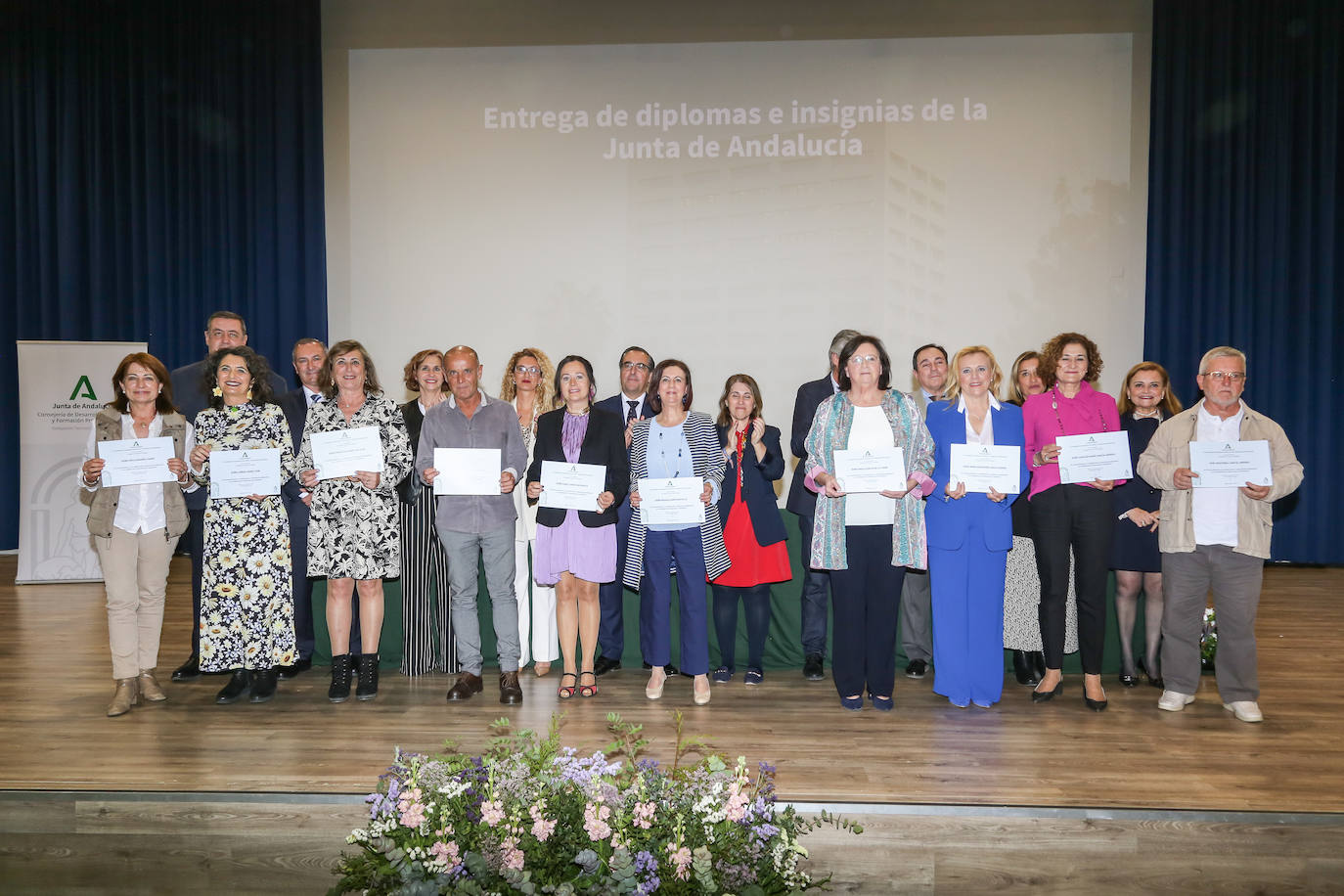 La Delegación de Desarrollo Educativo rinde homenaje a los 513 maestros y profesores jubilados durante el pasado año