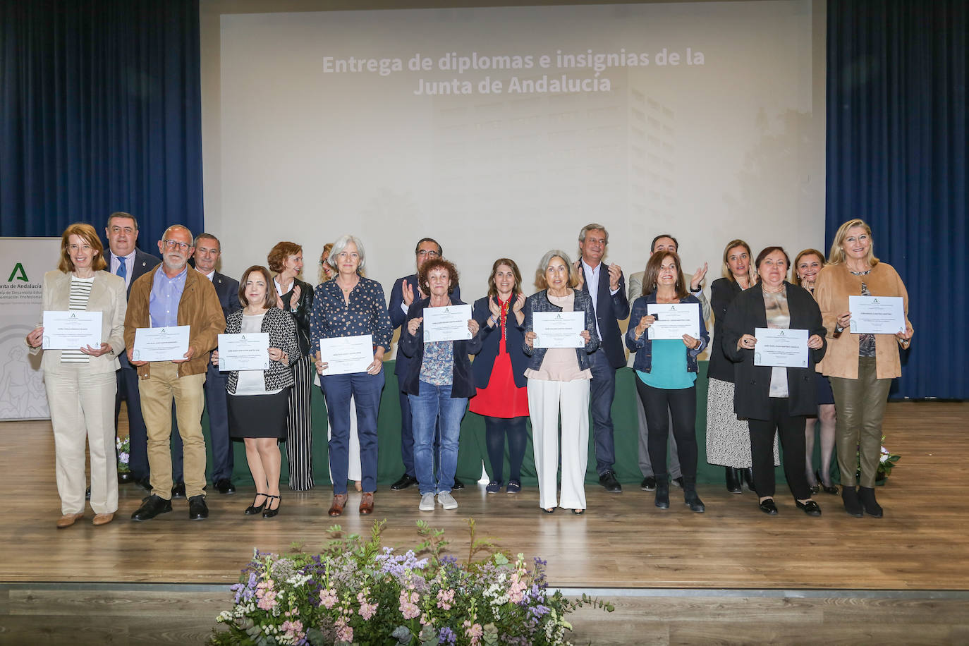 La Delegación de Desarrollo Educativo rinde homenaje a los 513 maestros y profesores jubilados durante el pasado año