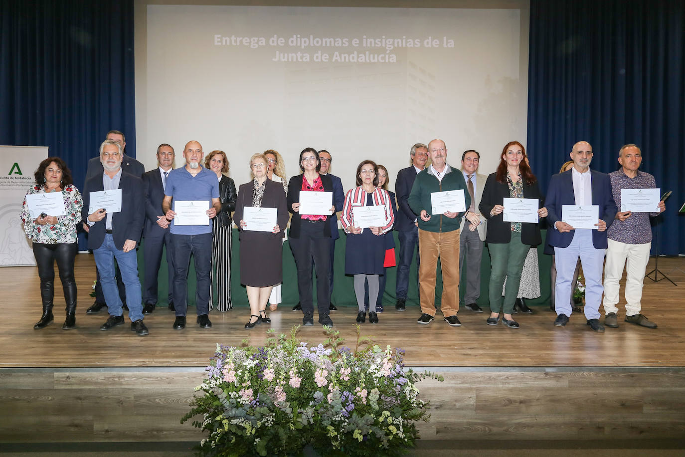 La Delegación de Desarrollo Educativo rinde homenaje a los 513 maestros y profesores jubilados durante el pasado año