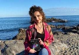 María Cuadrado, con su nueva novela 'Todo y nada, nada y todo'.